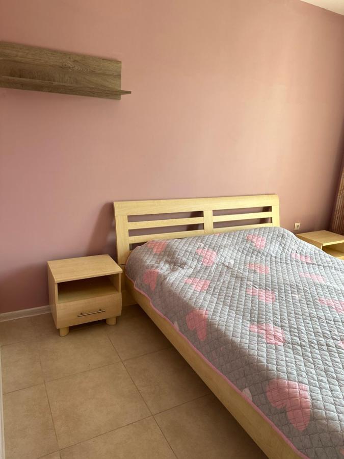 U-Dacha Lägenhet Slăntjev Brjag Exteriör bild